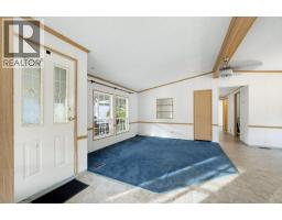 Living room - 2930 Brown Road Sw Unit# 22, Salmon Arm, BC V1E3K3 Photo 8