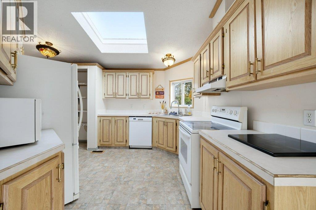 22 2930 Brown Road Southwest, Salmon Arm
