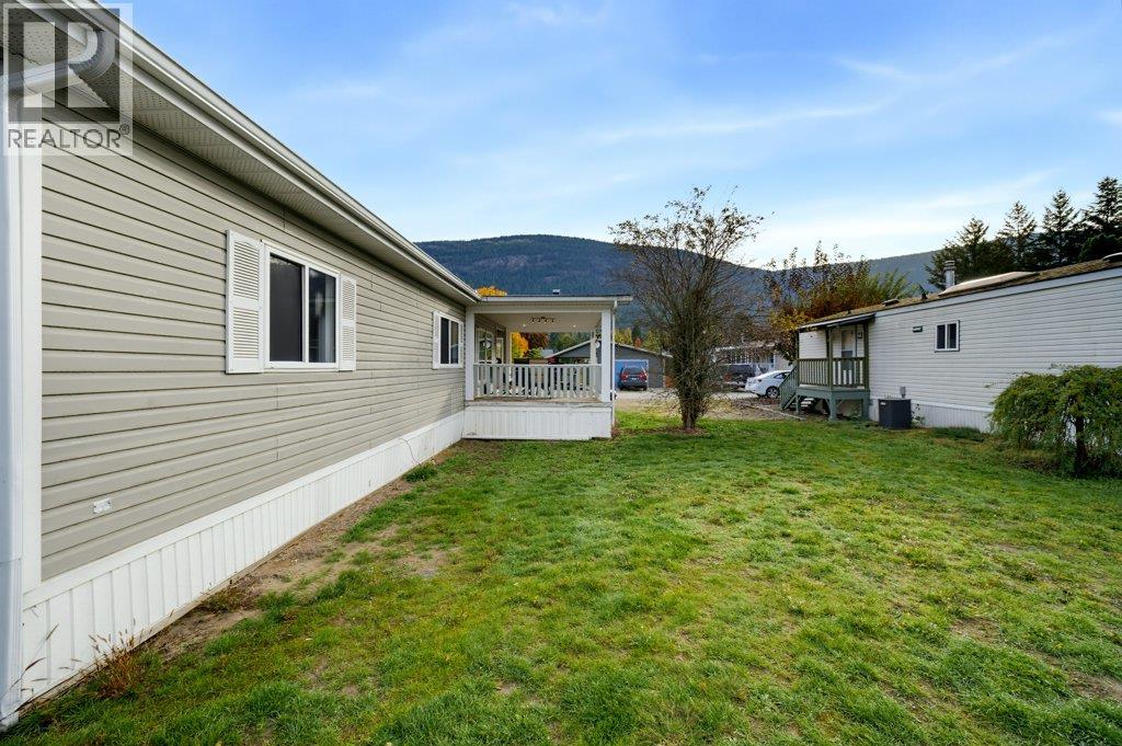 22 2930 Brown Road Southwest, Salmon Arm