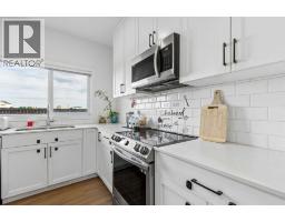 4pc Bathroom - 19316 29 Avenue Nw, Edmonton, AB T6M3B2 Photo 9