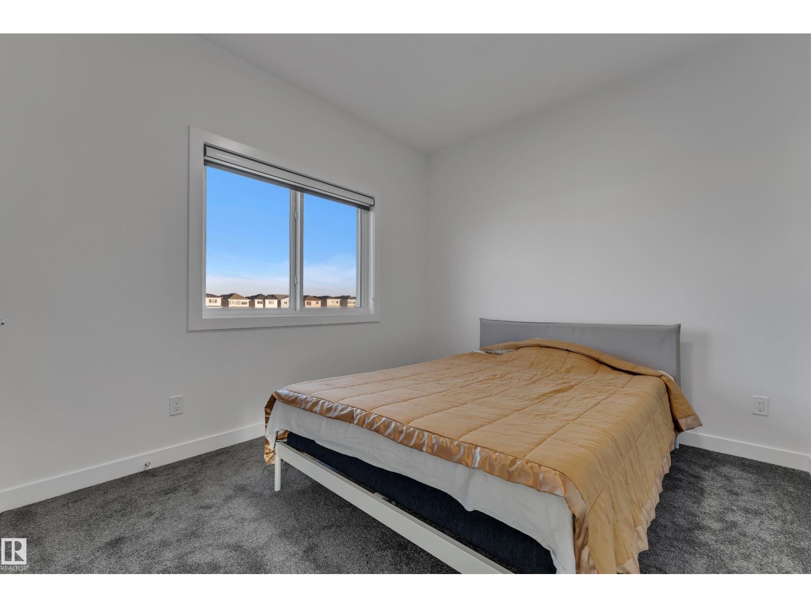 #4323 66 ST - 27