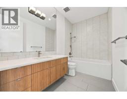1105 Child Avenue NE - photo 33