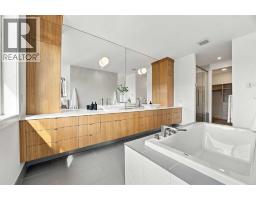 1105 Child Avenue NE - photo 24