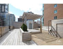 Bathroom - 301 - 360 Cumberland Street, Ottawa, ON K1N0B1 Photo 6