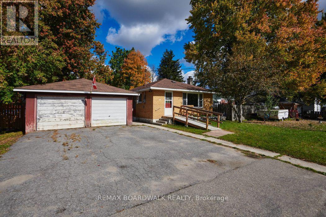 4 DAVIDSON STREET W - Image 3