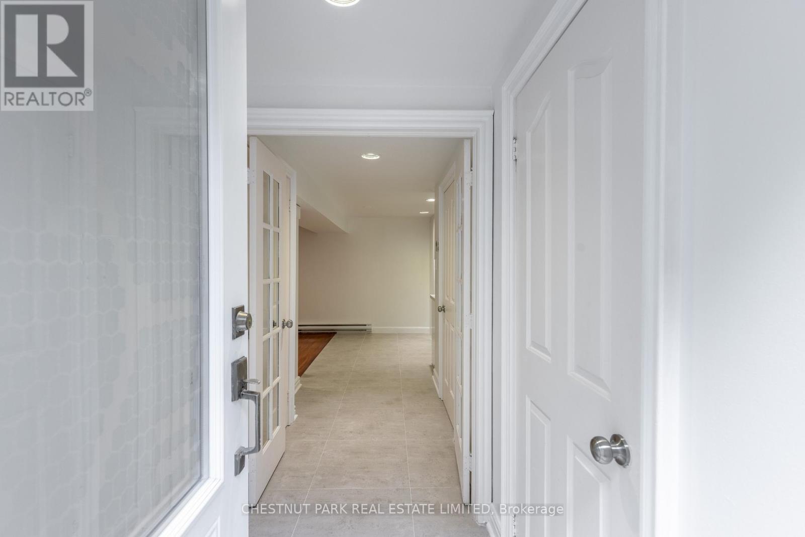 LOWER - 34A FOXBAR ROAD, Toronto (Yonge-St. Clair) — photo 4
