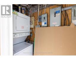 Lower - 34a Foxbar Road, Toronto, ON M4V2G6 Photo 23