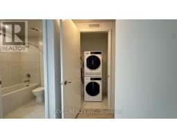 2808 - 400 King Street W, Toronto, ON M5V0X8 Photo 8