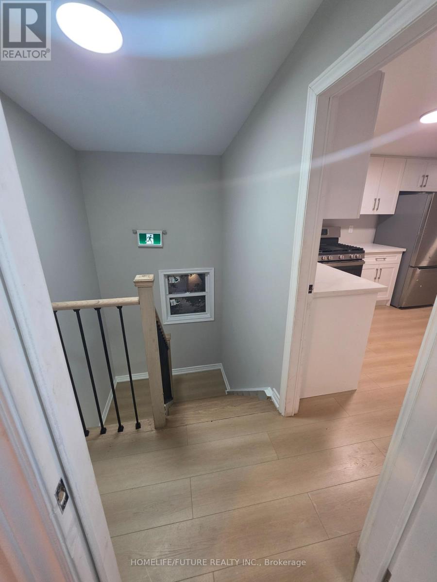 2983 Lawrence Avenue East, Toronto, ON photo 14