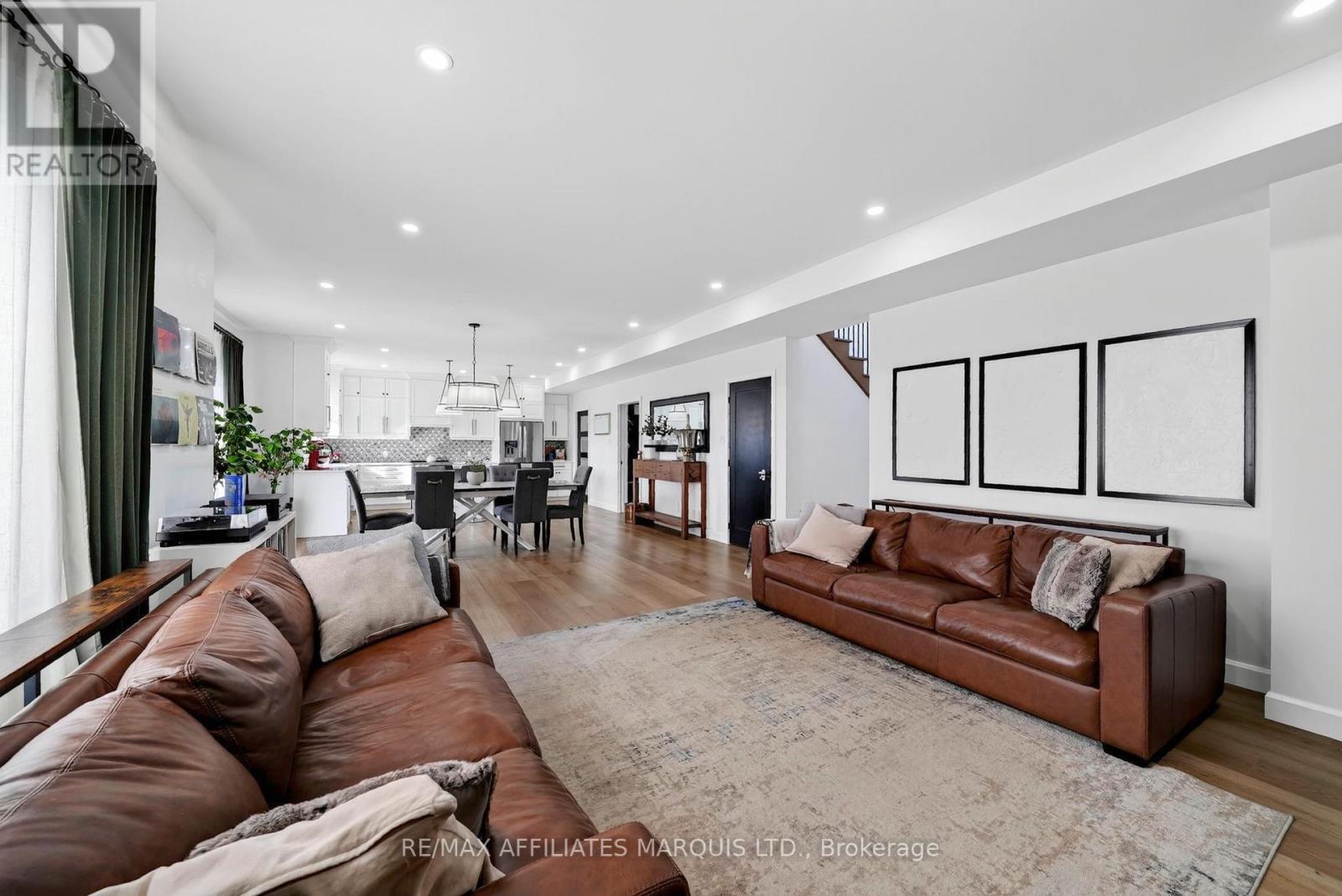 20314 Andrea Avenue — photo 13