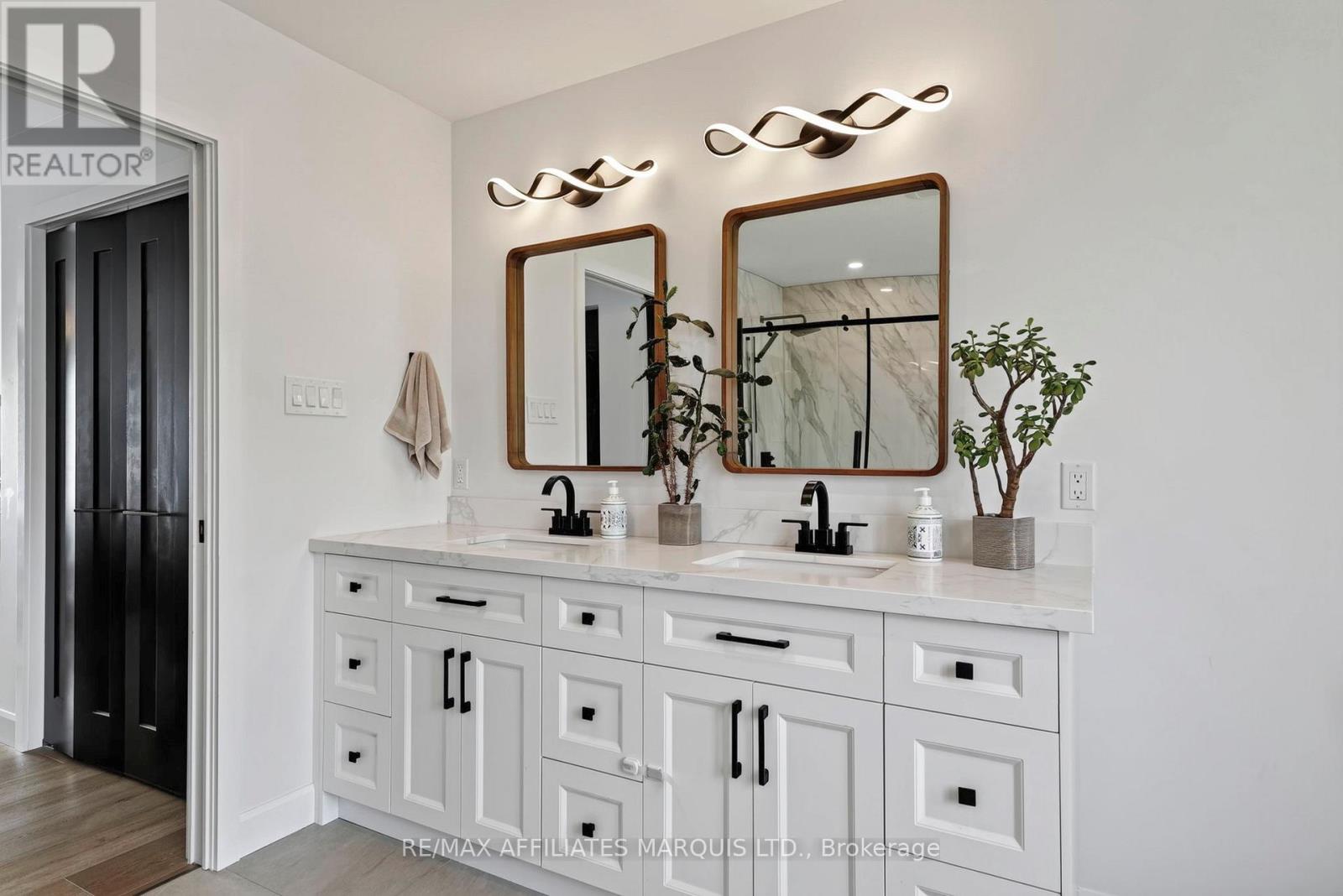 20314 Andrea Avenue — photo 19