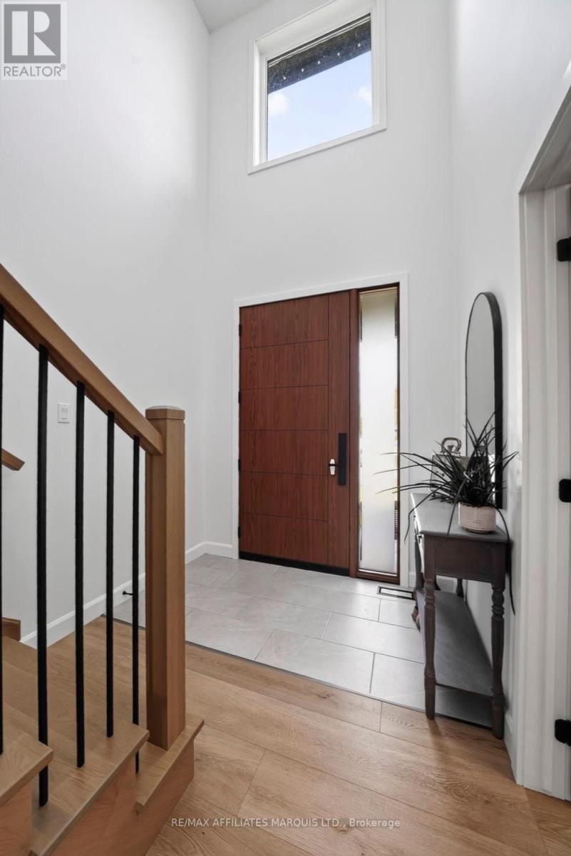 20314 Andrea Avenue — photo 33