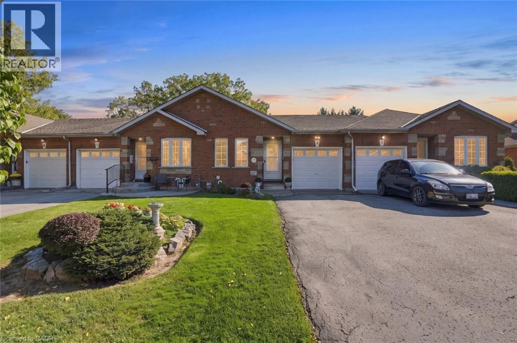 9 KINSMAN Court S, Pelham