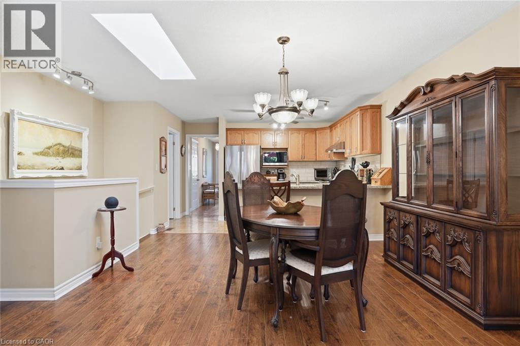 9 KINSMAN Court S - 17
