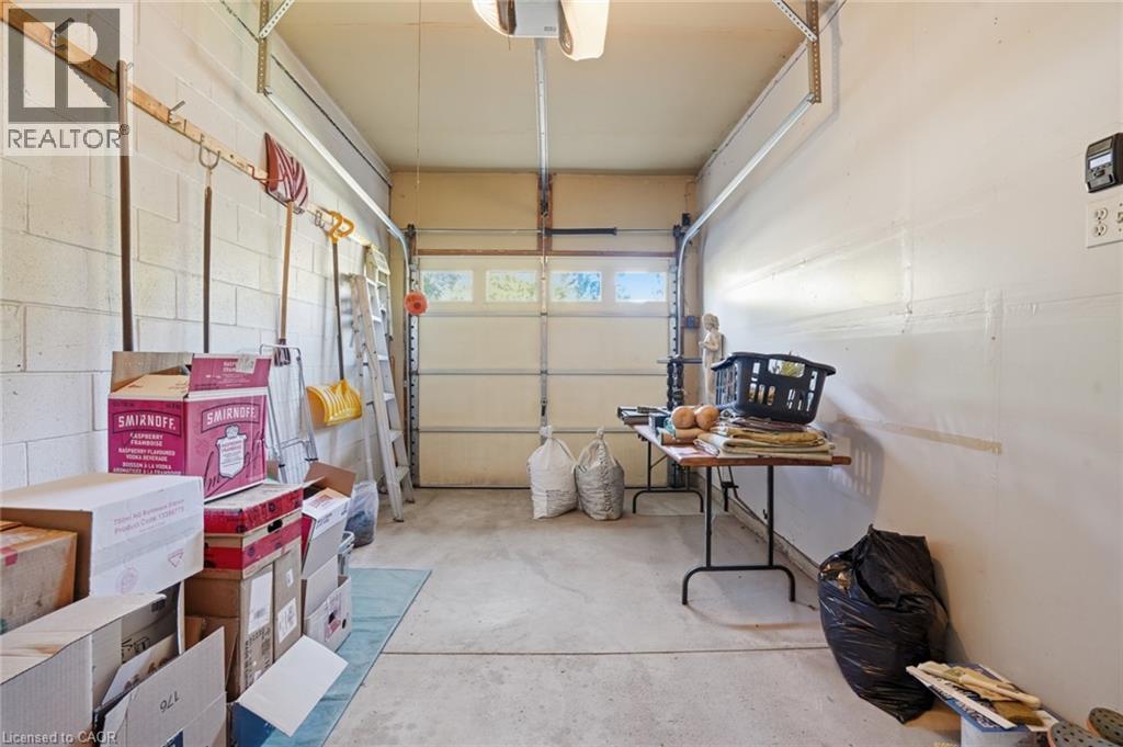 9 KINSMAN Court S - 31