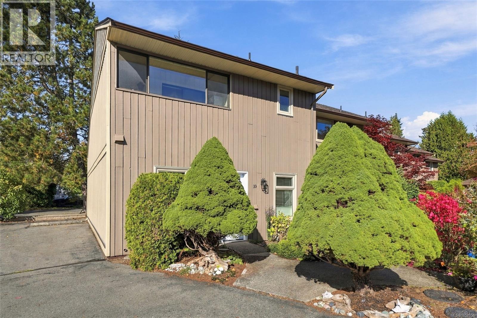 #10 240 Higson Cres - 54