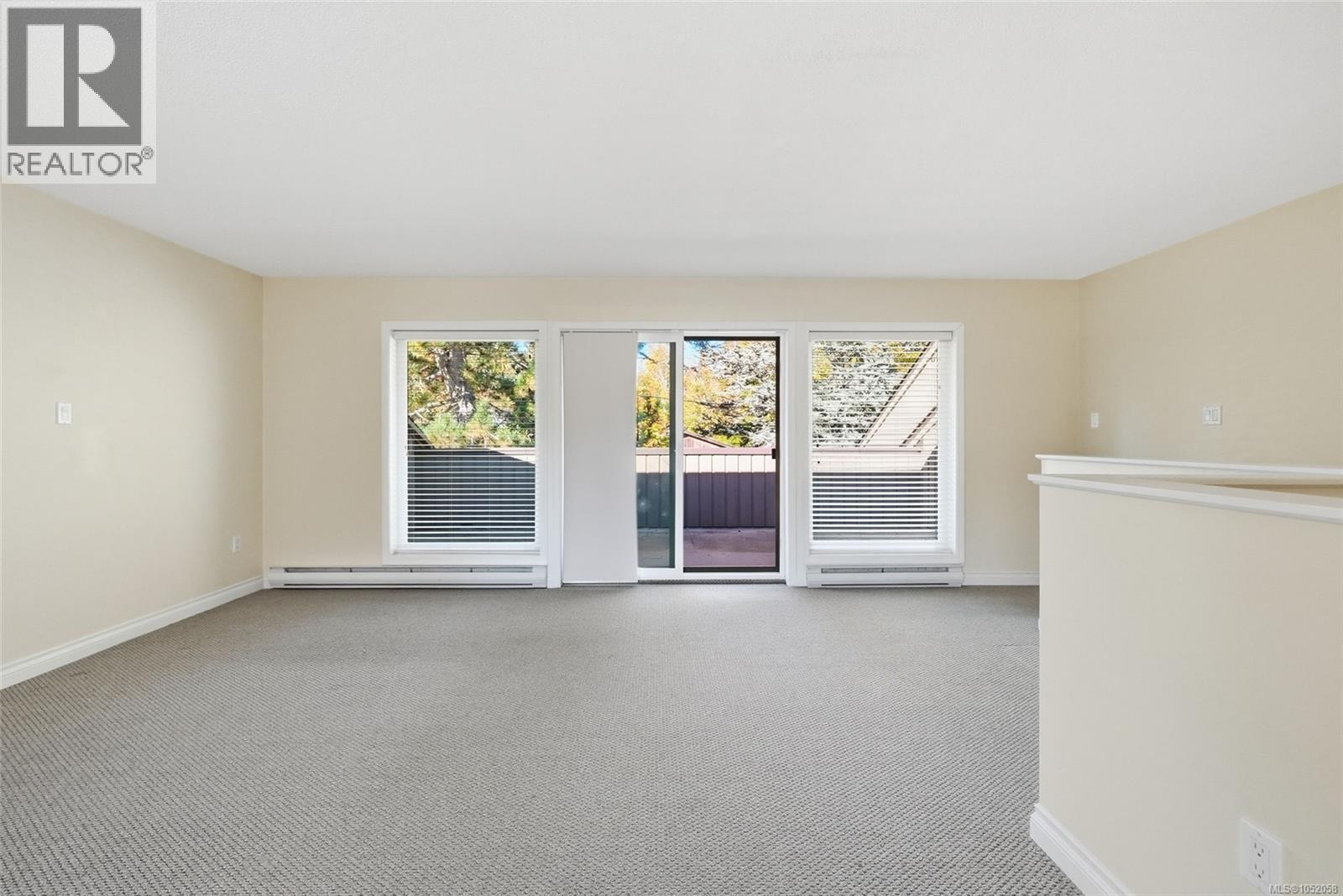 #10 240 Higson Cres - 34
