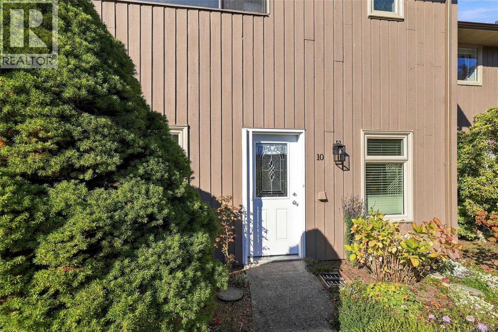 #10 240 Higson Cres - 51