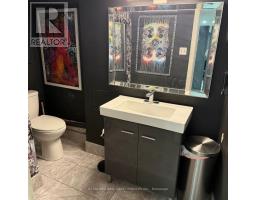 3097 Dundas Street W, Toronto, ON M6P1Z9 Photo 8