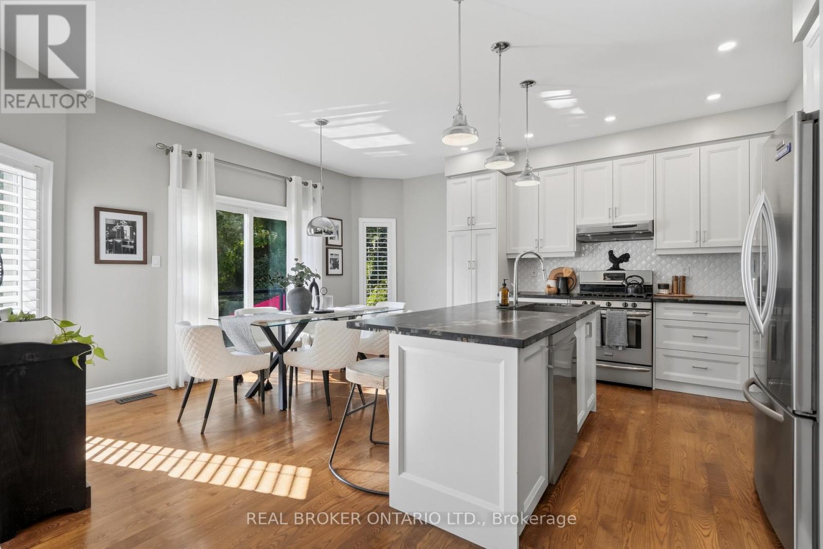 5230 Rome Crescent, Burlington, ON photo 10