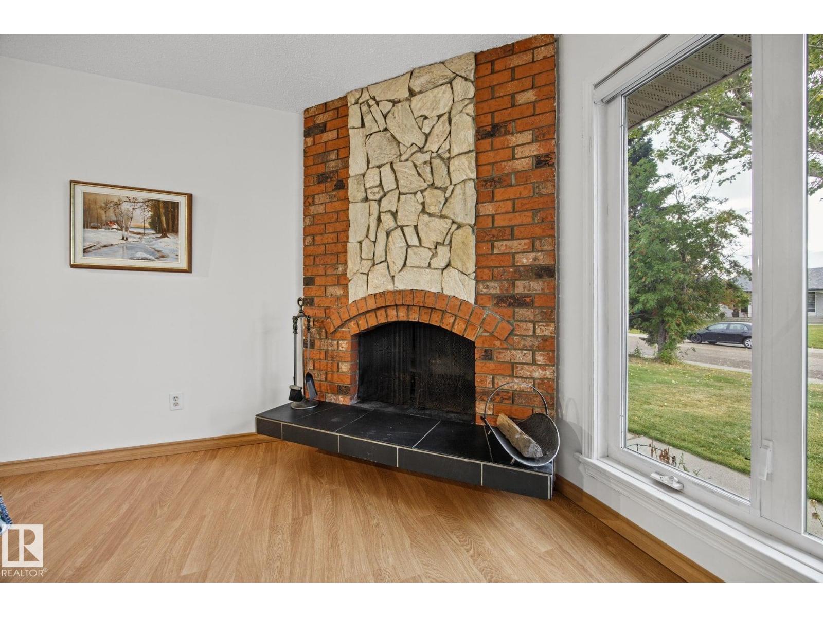 14612 117A ST NW - 10