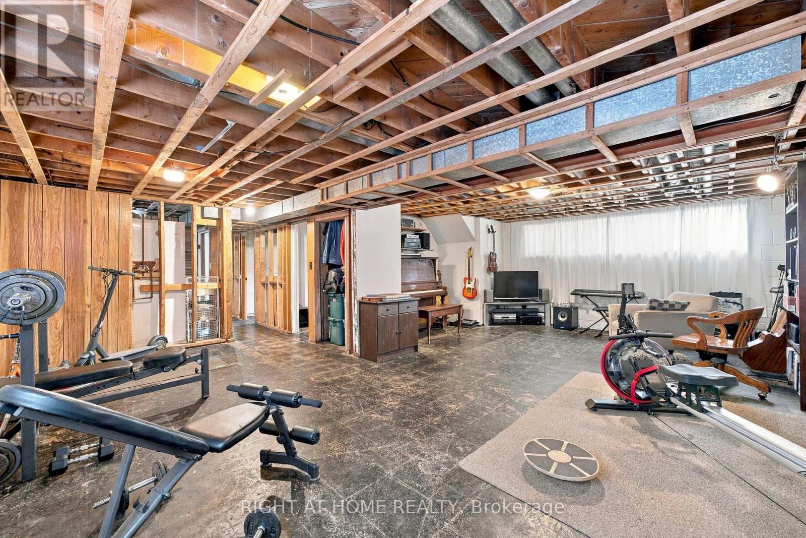 9 APPLEDALE ROAD - Image 23