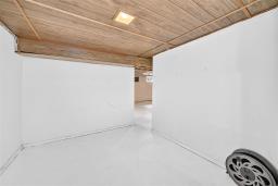 458 Sinclair Street, Winnipeg, MB R2X1Y1 Photo 32
