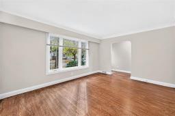 Den - 458 Sinclair Street, Winnipeg, MB R2X1Y1 Photo 7
