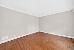 458 Sinclair Street, Winnipeg, MB R2X1Y1 Photo 10