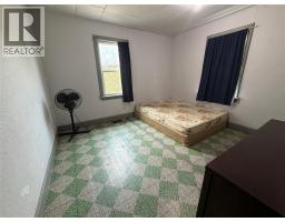 198 Columbia Avenue, Castlegar, BC V1N1V6 Photo 10