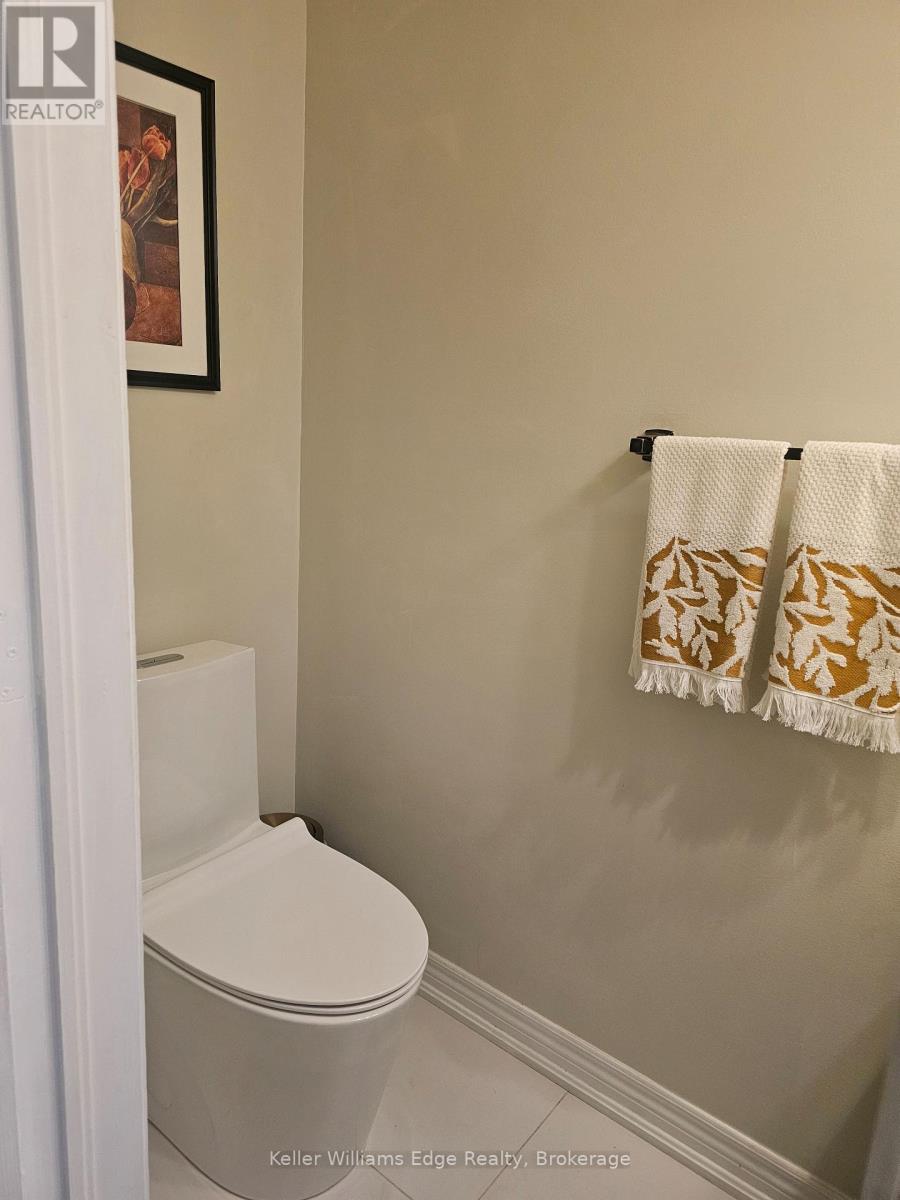 46 Sunnycroft Court West — photo 11