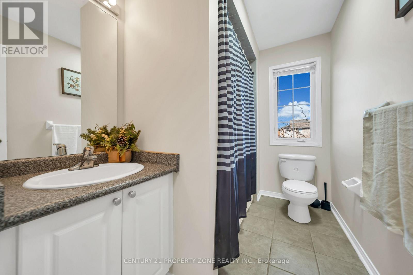 5 Senwood Street, Brampton, ON photo 27