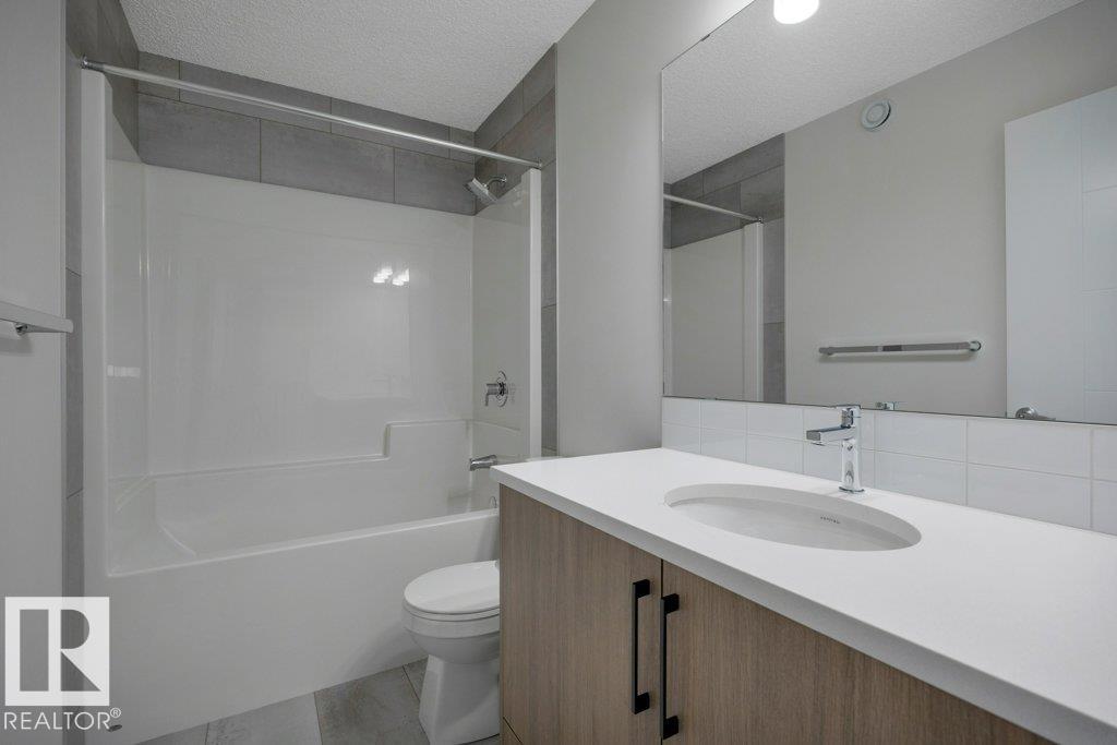 690 Bank Drive, photo 49