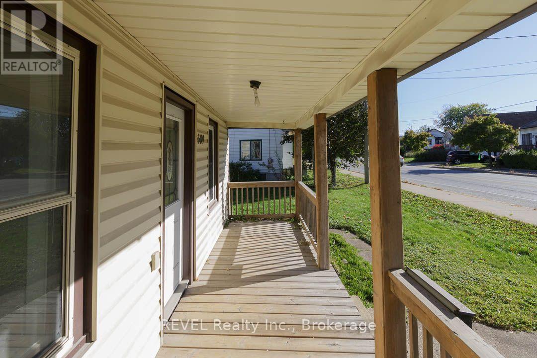 389 Glendale Avenue — photo 23