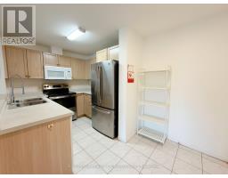 A11 - 108 Finch Avenue W, Toronto, ON M2N6W6 Photo 6