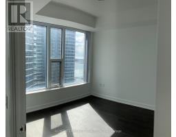 2707 - 10 York Street, Toronto, ON M5J2Z2 Photo 8