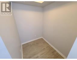 3704 - 8 Eglinton Avenue E, Toronto, ON M4P0C1 Photo 7