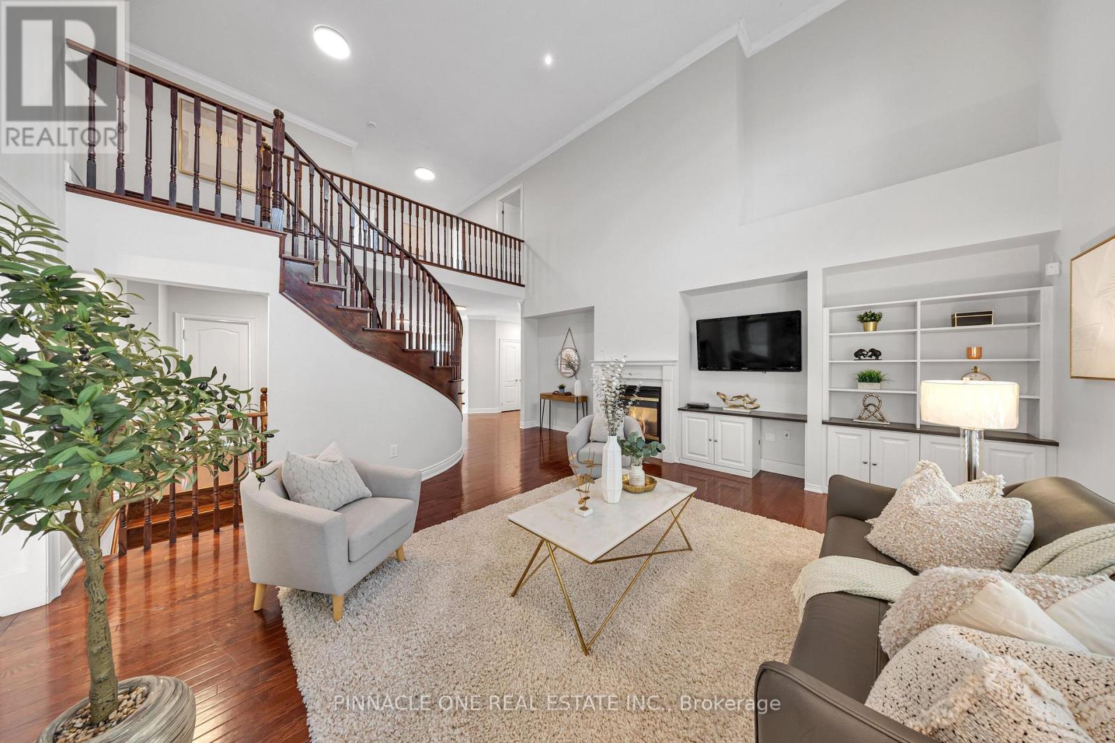 6 Dolby Crescent, Ajax, ON photo 14