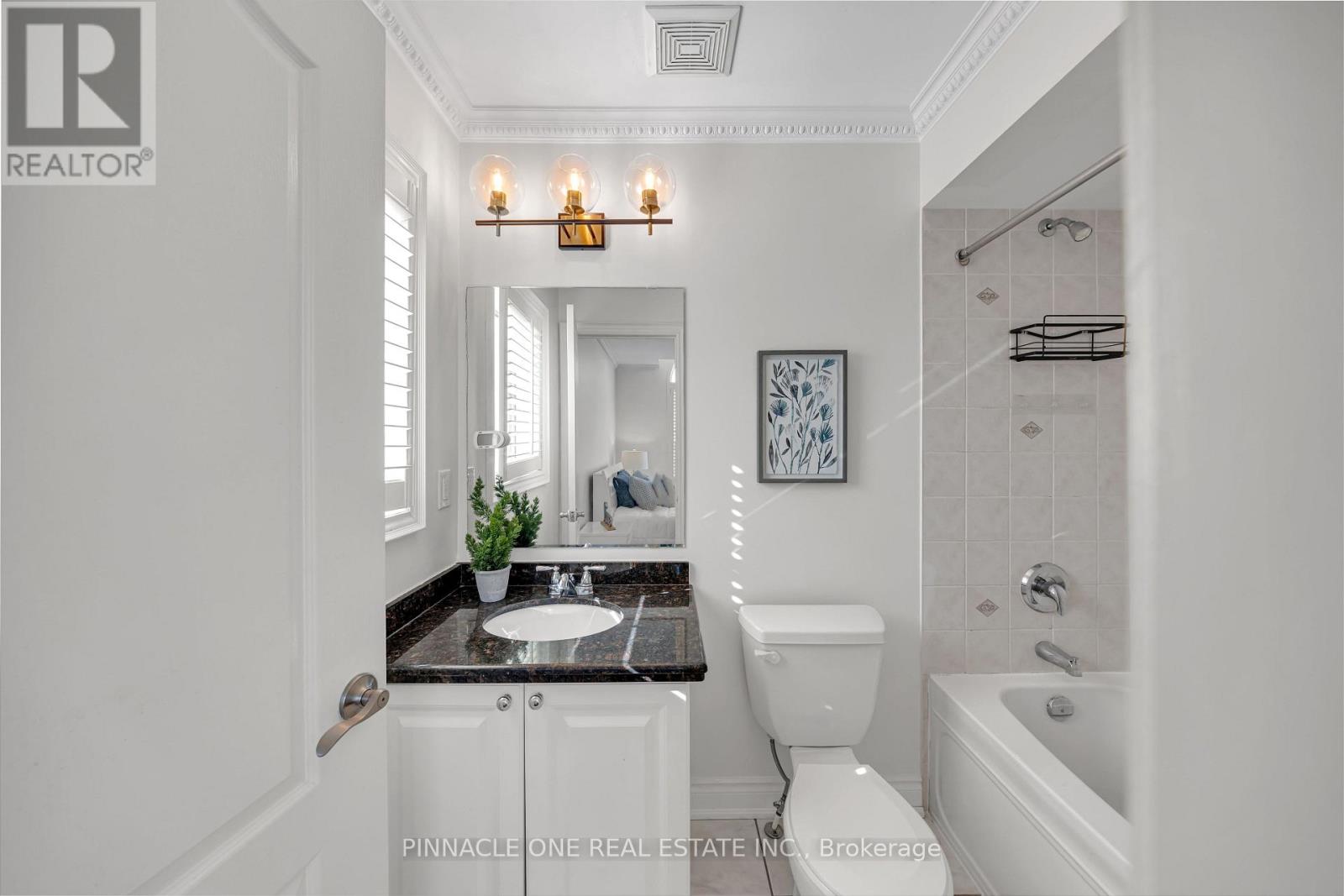 6 Dolby Crescent, Ajax, ON photo 33