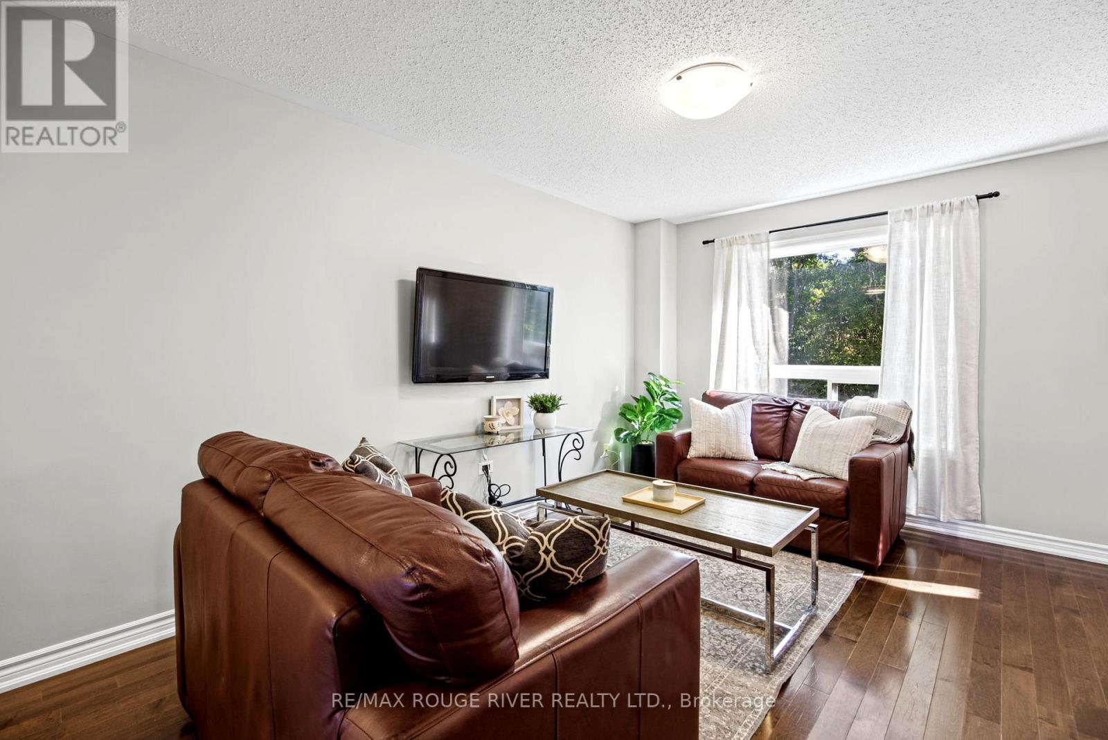 #37 715 GRANDVIEW STREET N - 10