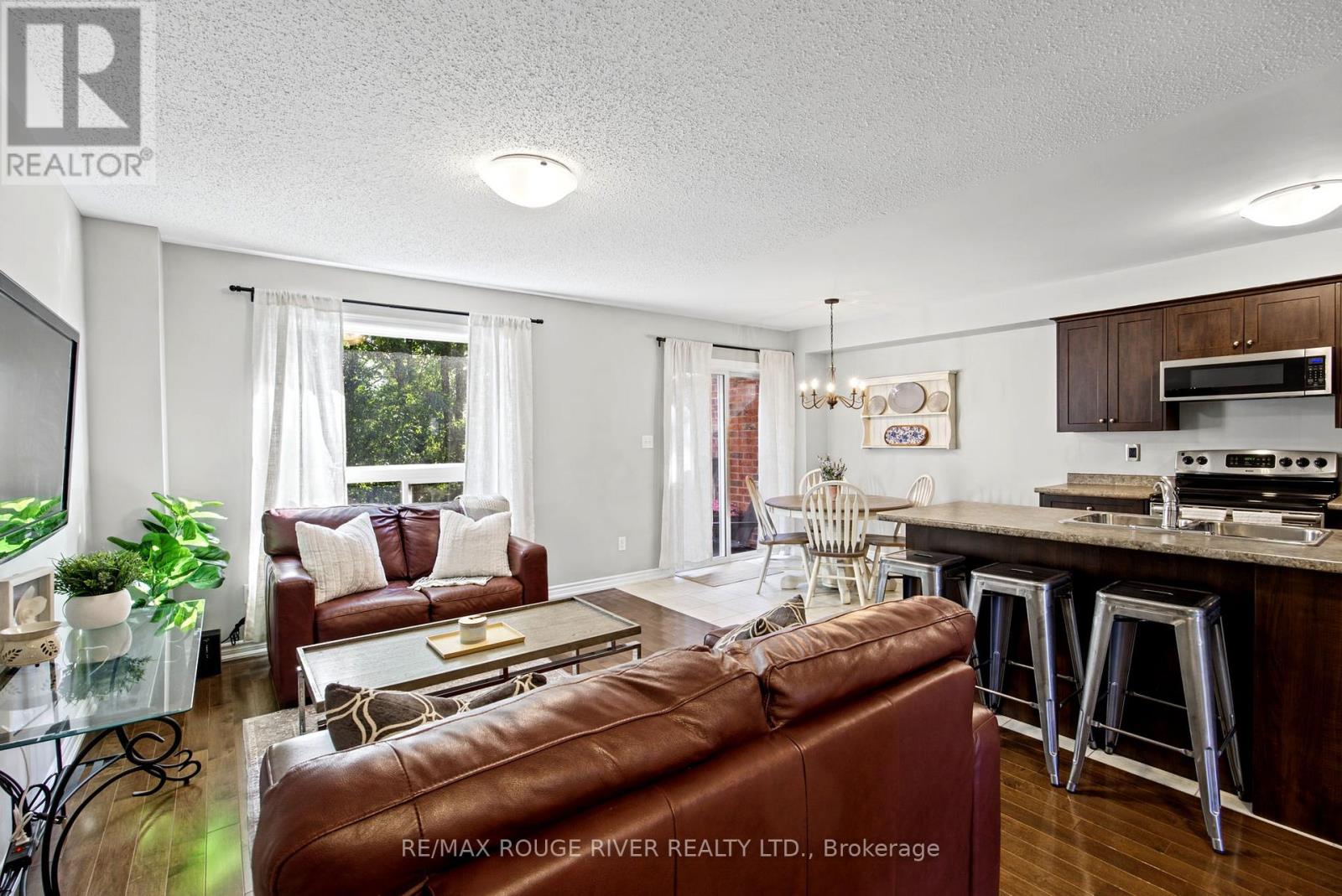 37- 715 Grandview Street North, Oshawa, ON photo 11