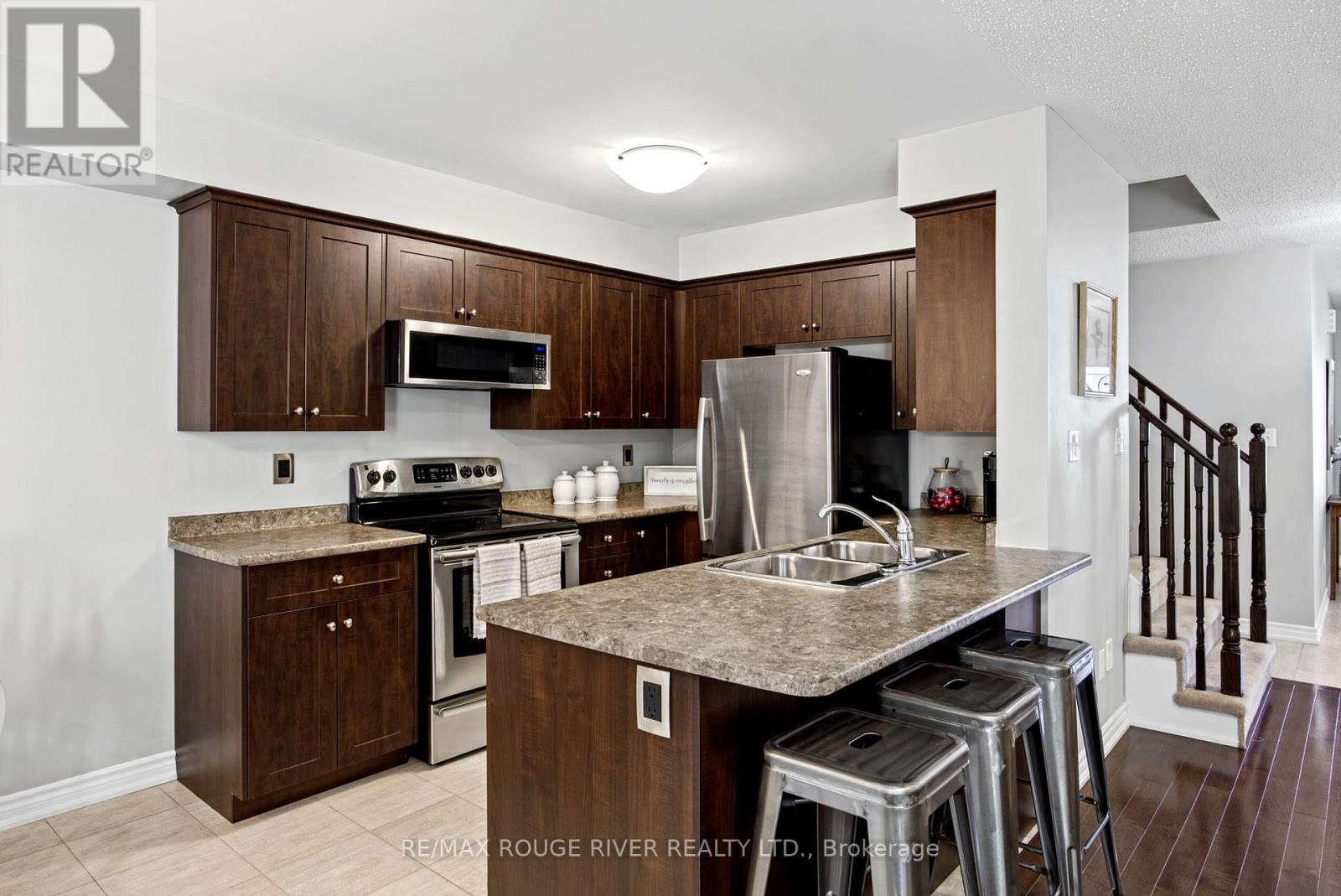 37- 715 Grandview Street North, Oshawa, ON photo 16