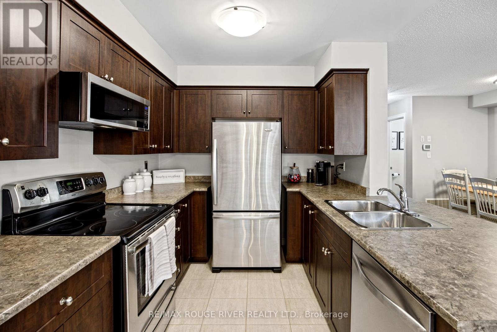 #37 715 GRANDVIEW STREET N - 17