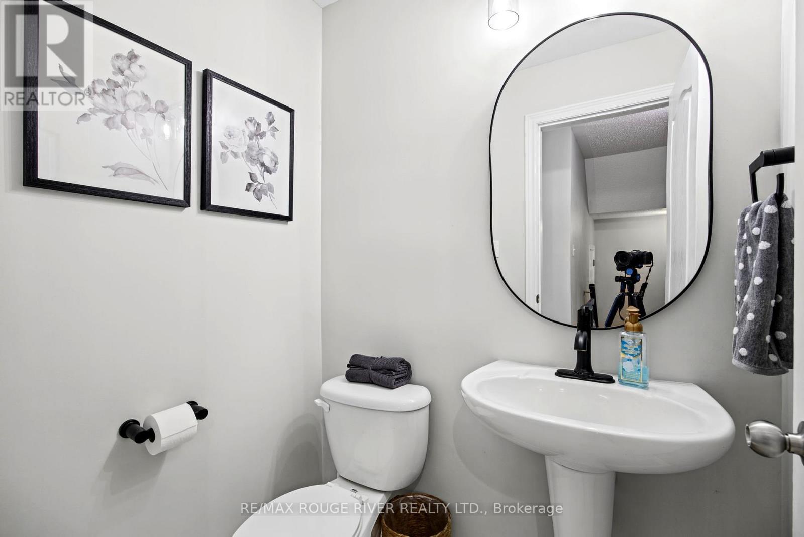 #37 715 GRANDVIEW STREET N - 20