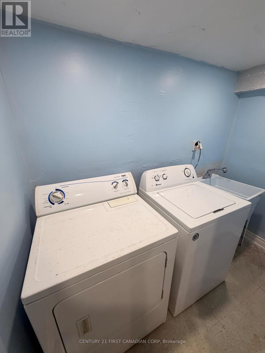 LOWER - 31 ADELAIDE STREET S, London South (South I) — photo 10