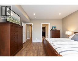 26 Palisades Lane Ne, Medicine Hat, AB T1C2B4 Photo 34