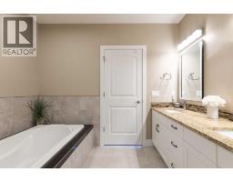 26 Palisades Lane Ne, Medicine Hat, AB T1C2B4 Photo 36