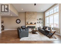 Pantry - 26 Palisades Lane Ne, Medicine Hat, AB T1C2B4 Photo 6