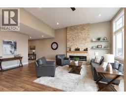 Family room - 26 Palisades Lane Ne, Medicine Hat, AB T1C2B4 Photo 8