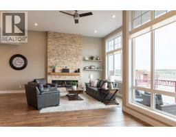 Primary Bedroom - 26 Palisades Lane Ne, Medicine Hat, AB T1C2B4 Photo 9
